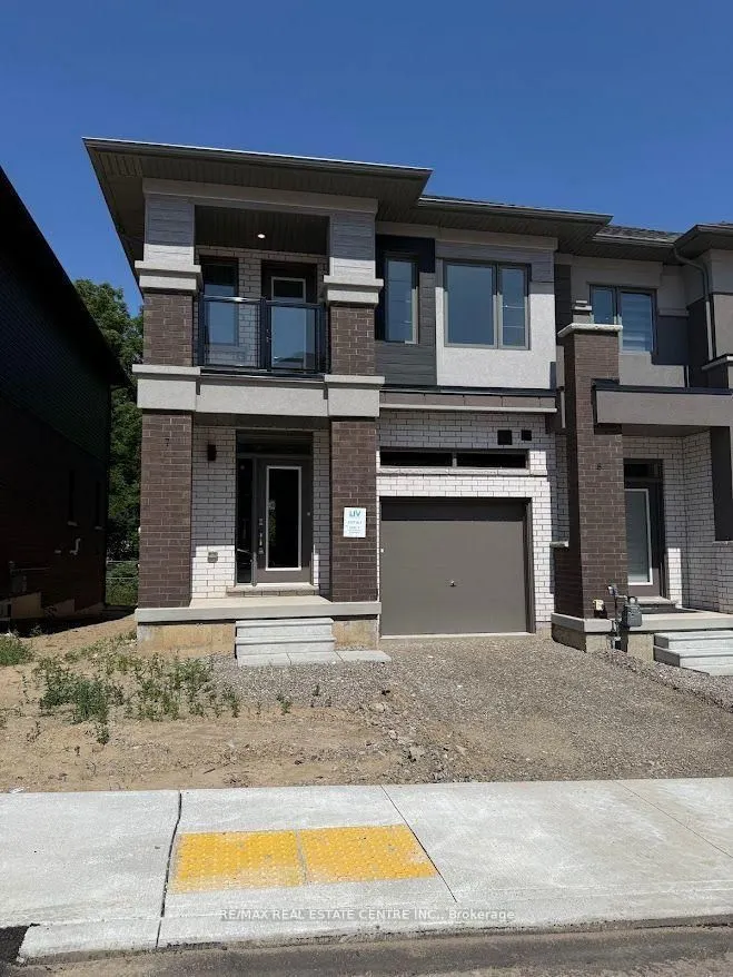 660 Colborne Street W #7