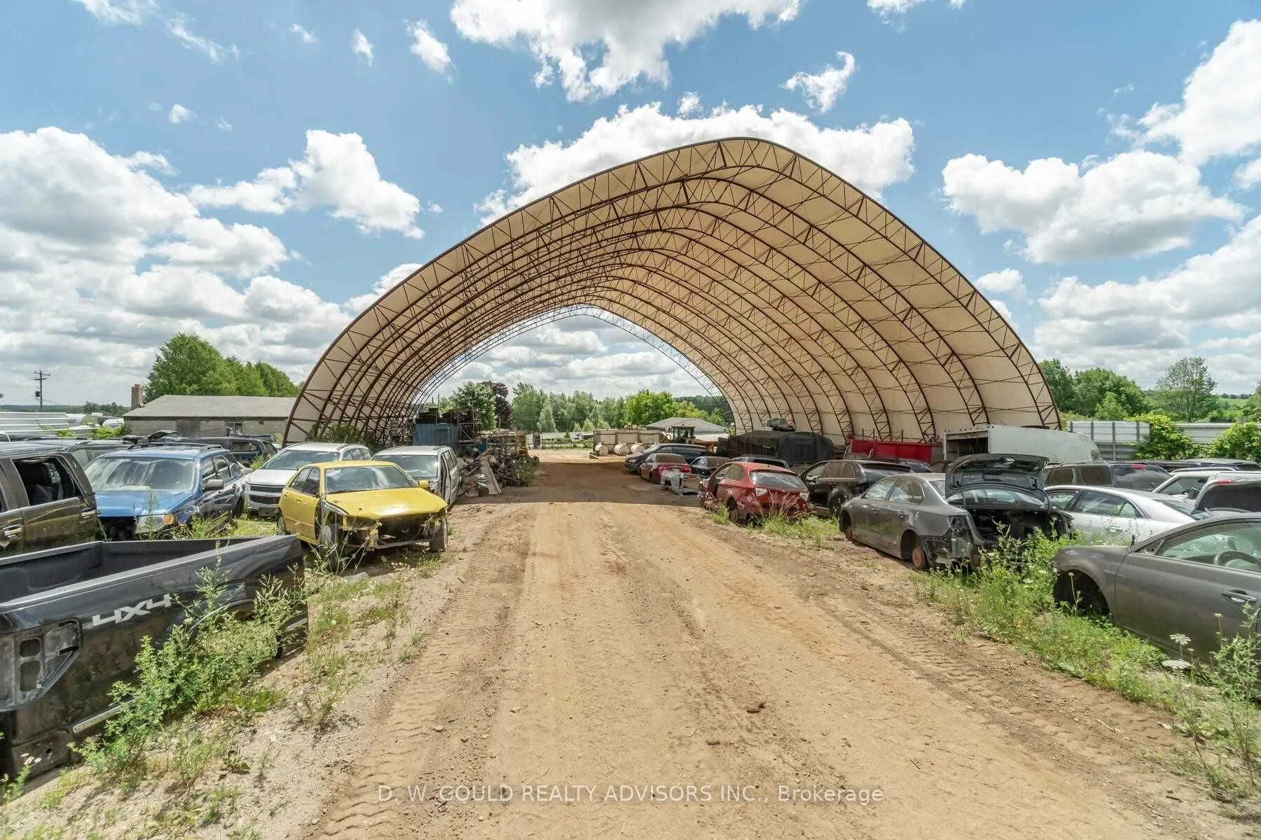 9572 Sideroad 17 Road