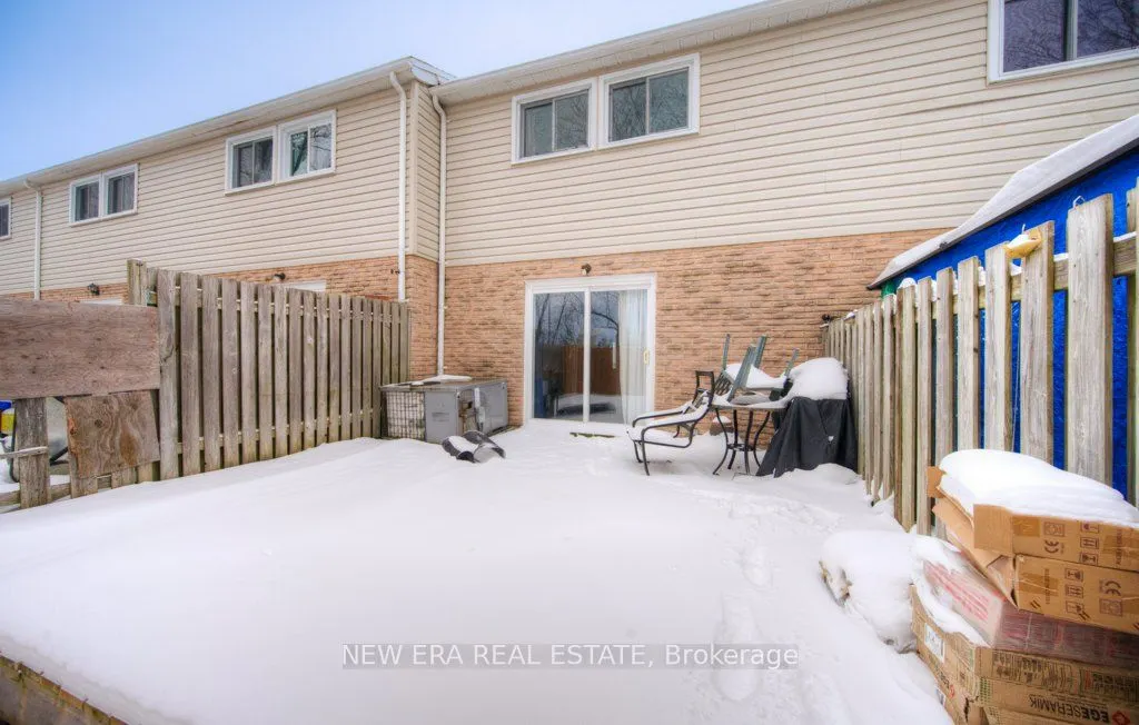 149 St Catharine Street #15