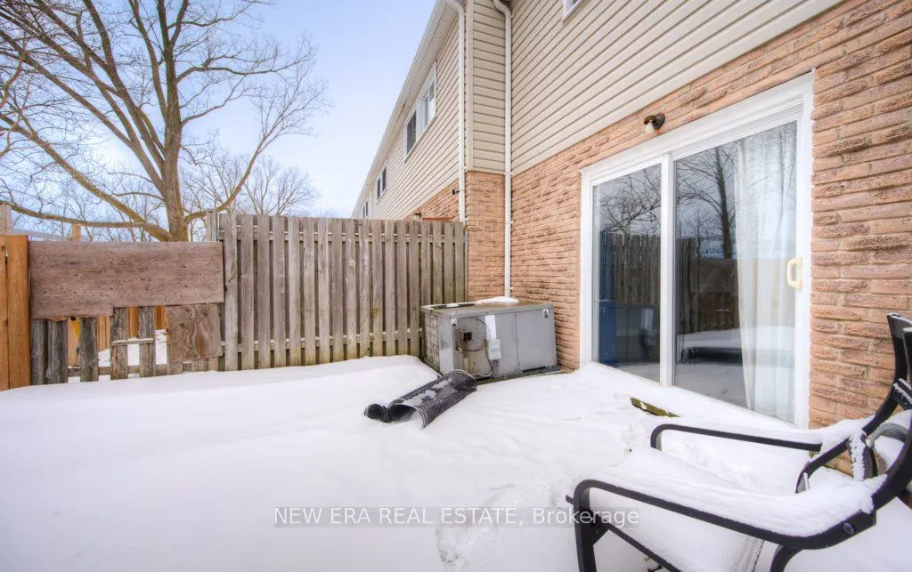 149 St Catharine Street #15