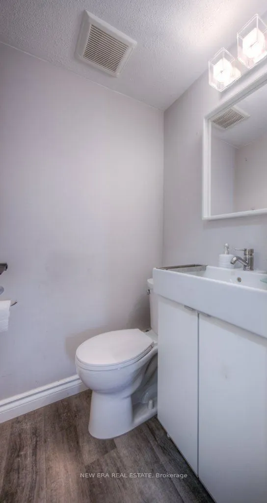149 St Catharine Street #15