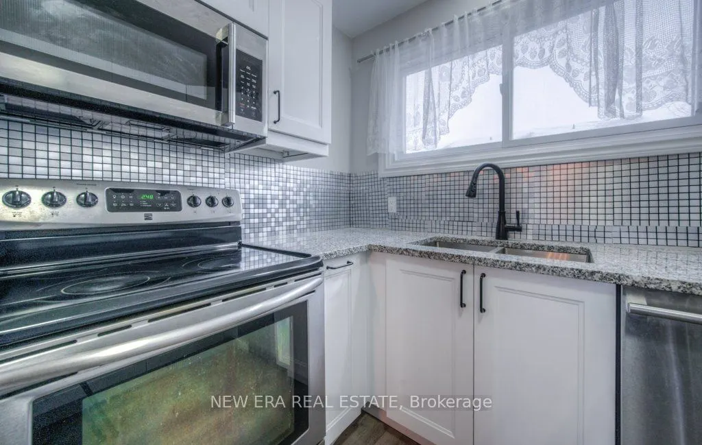 149 St Catharine Street #15