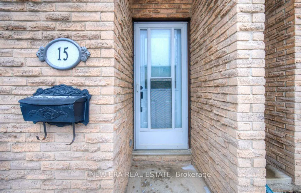 149 St Catharine Street #15