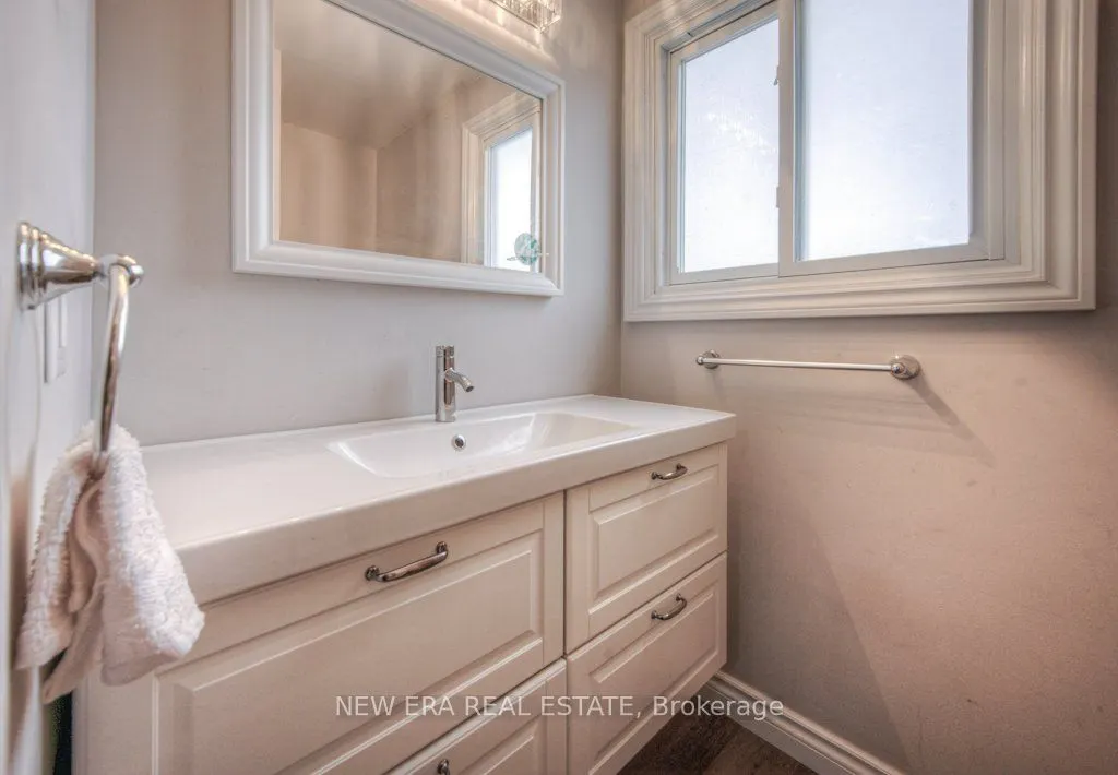 149 St Catharine Street #15