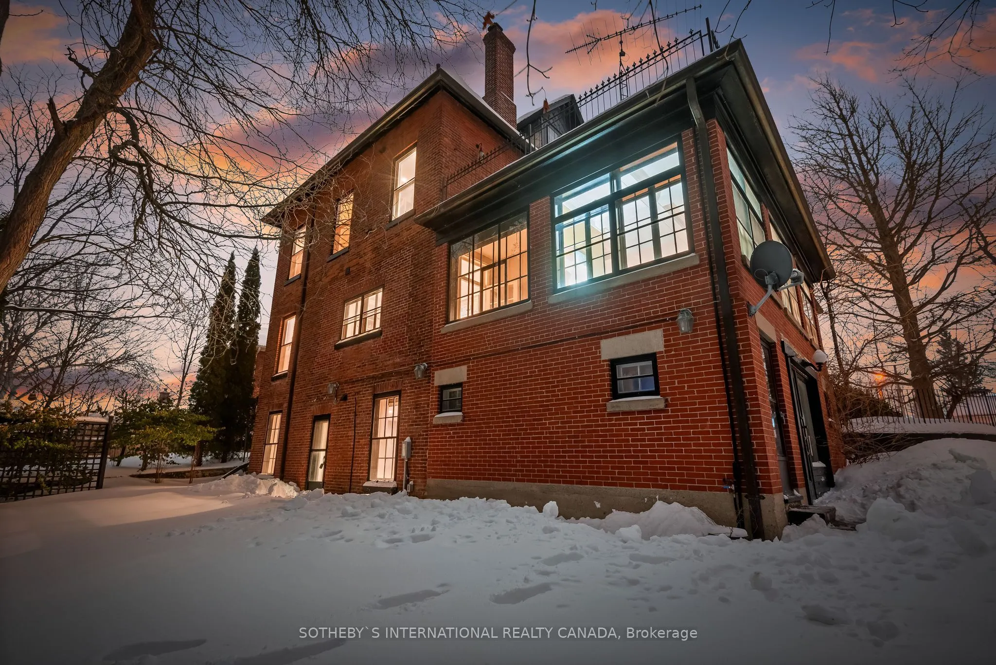 28 Bedford Street
