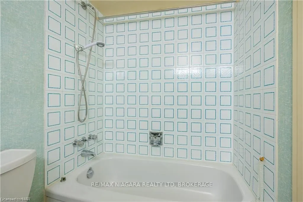 301 FRANCES Avenue #1203