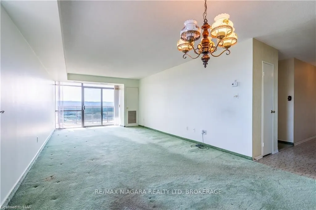 301 FRANCES Avenue #1203