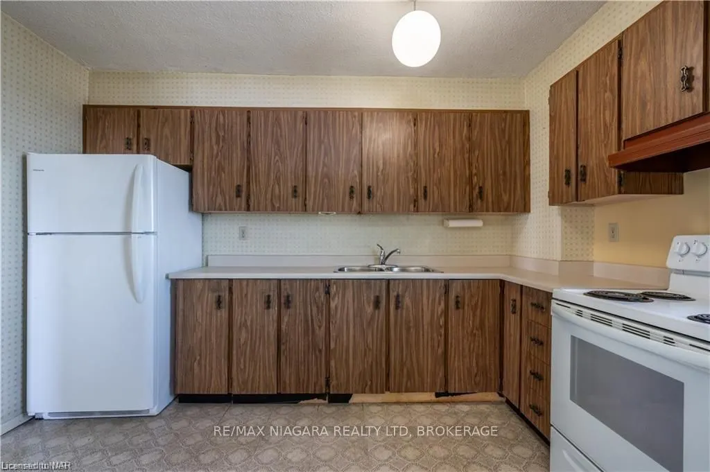 301 FRANCES Avenue #1203