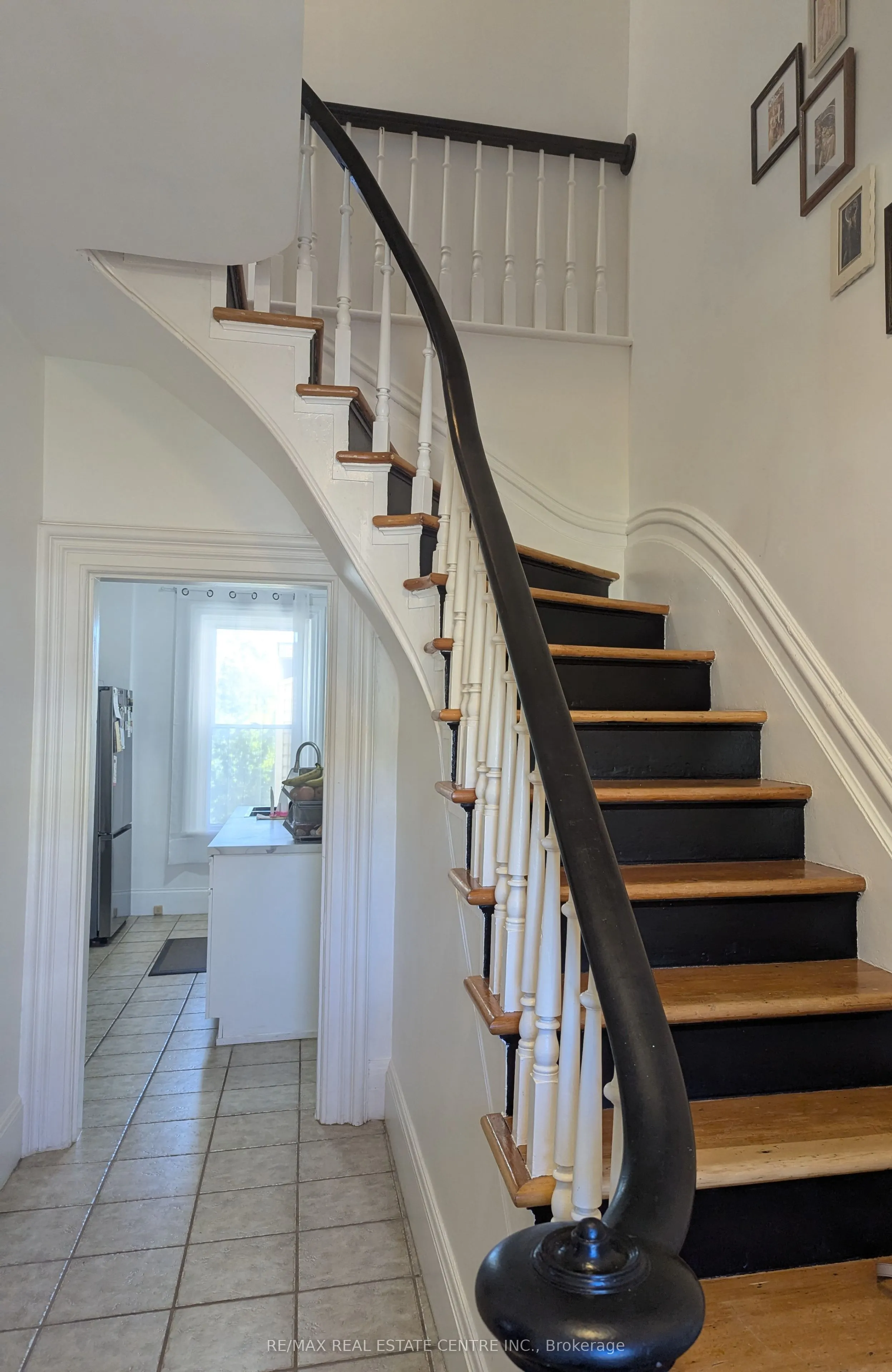 159 Wellington Street