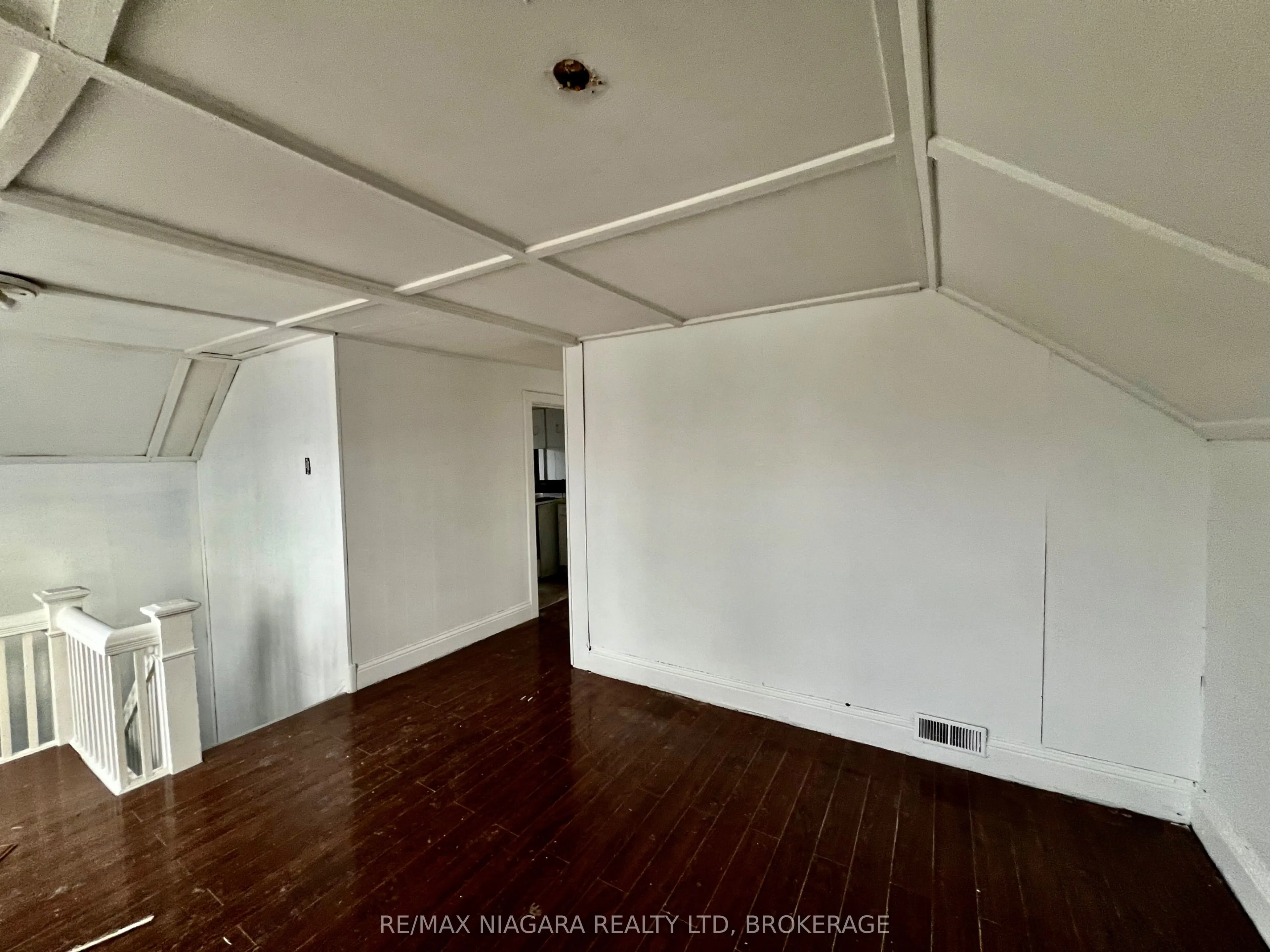 125 Omer Avenue