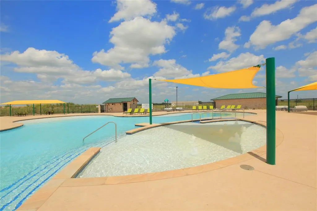 16632 Freshwater Drive