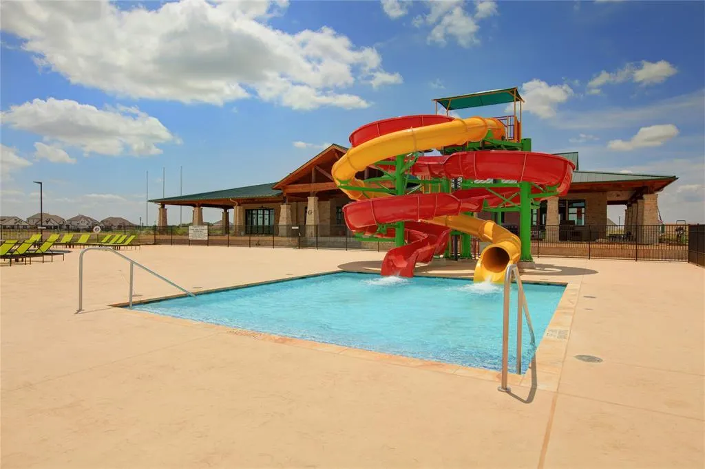 16632 Freshwater Drive