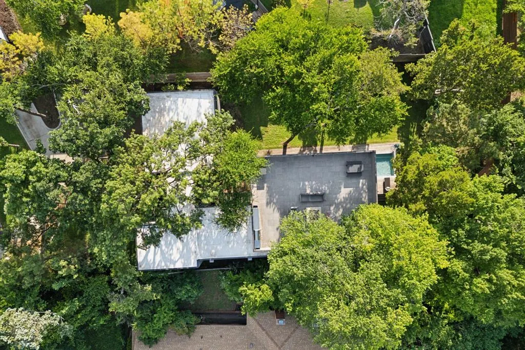765 Evergreen Hills Road