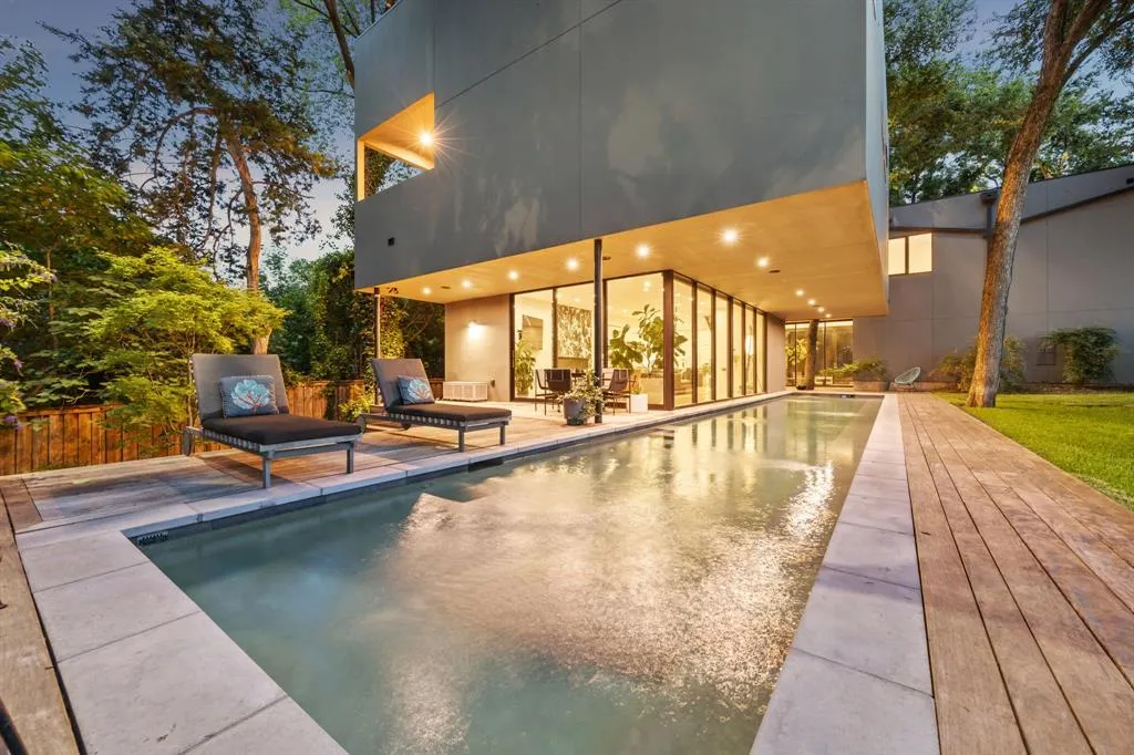 765 Evergreen Hills Road