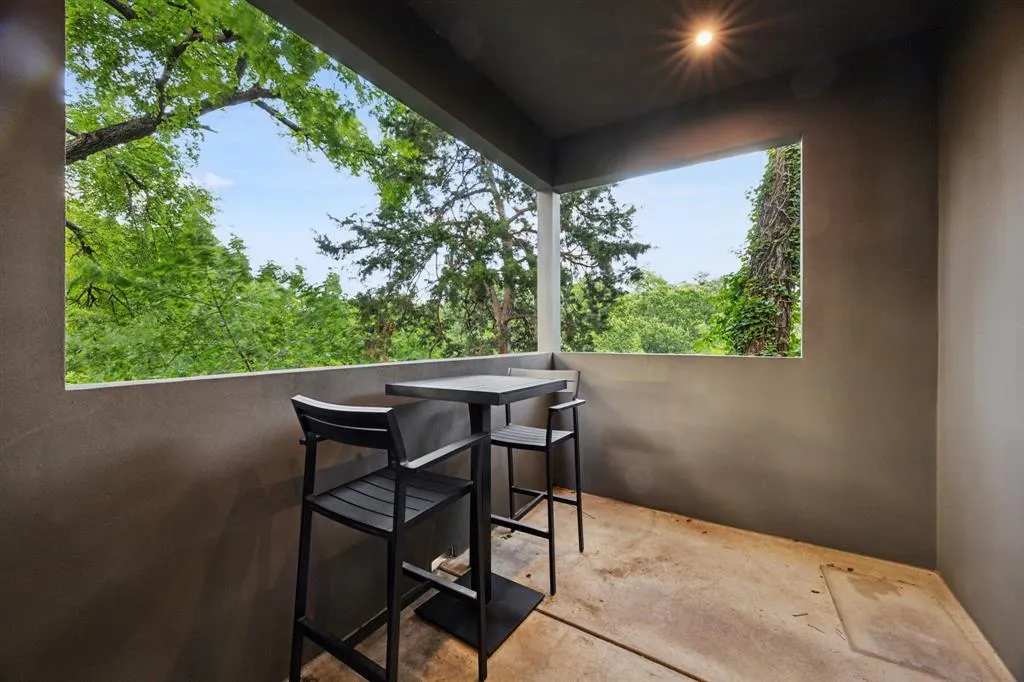 765 Evergreen Hills Road