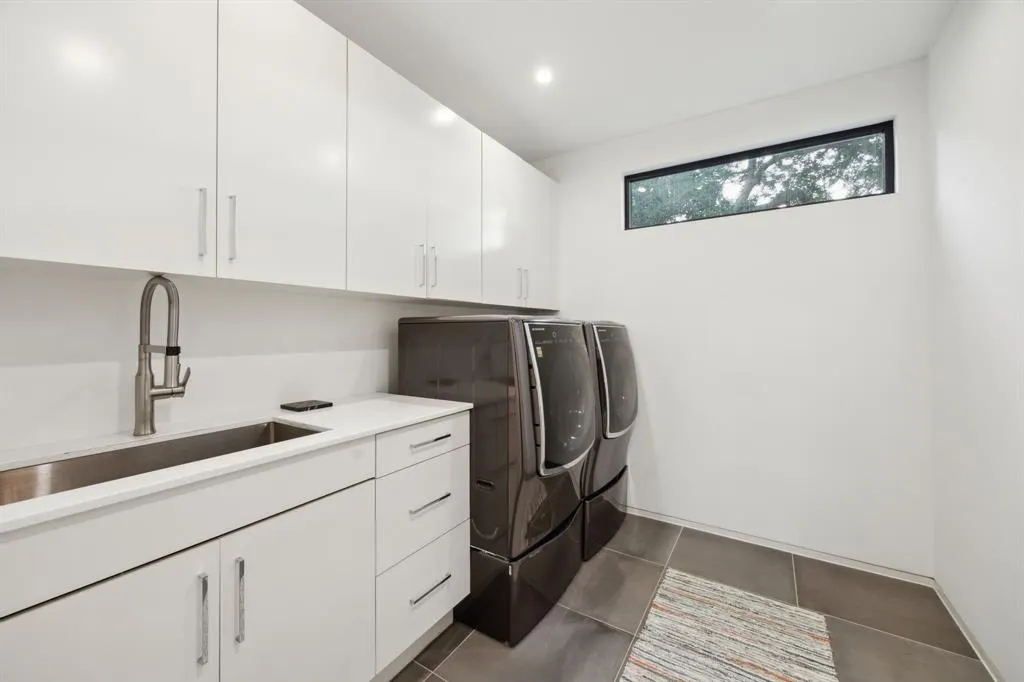 765 Evergreen Hills Road