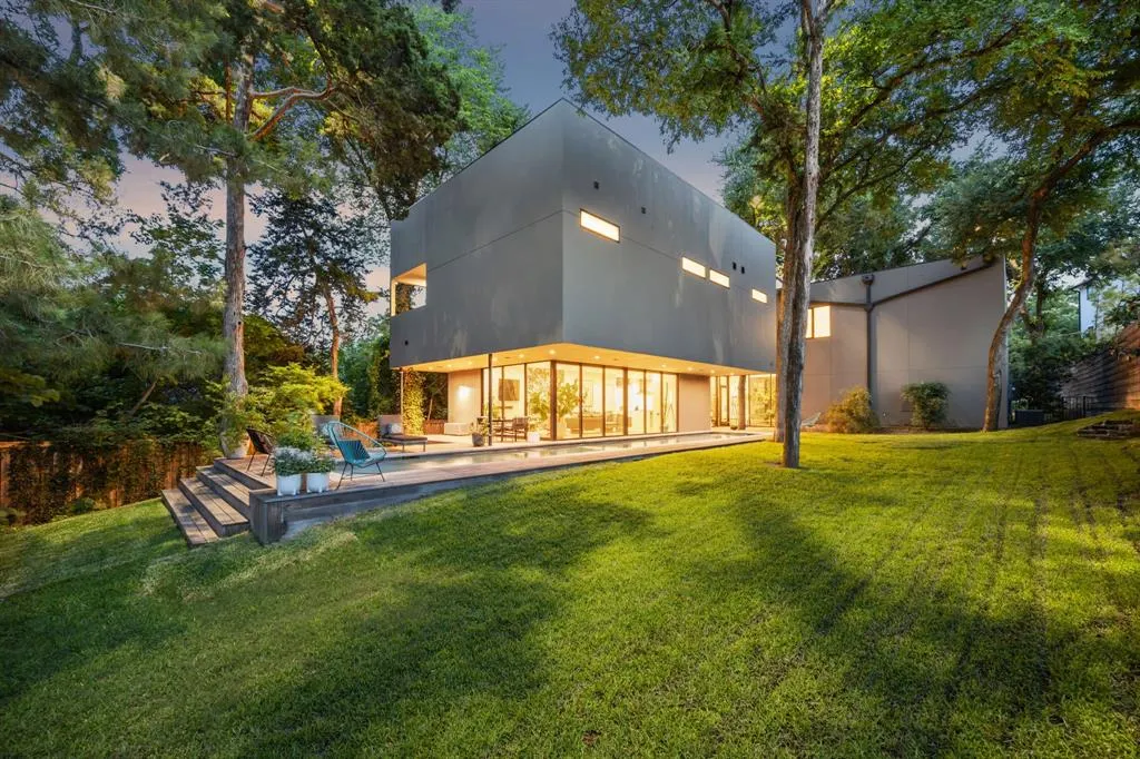 765 Evergreen Hills Road