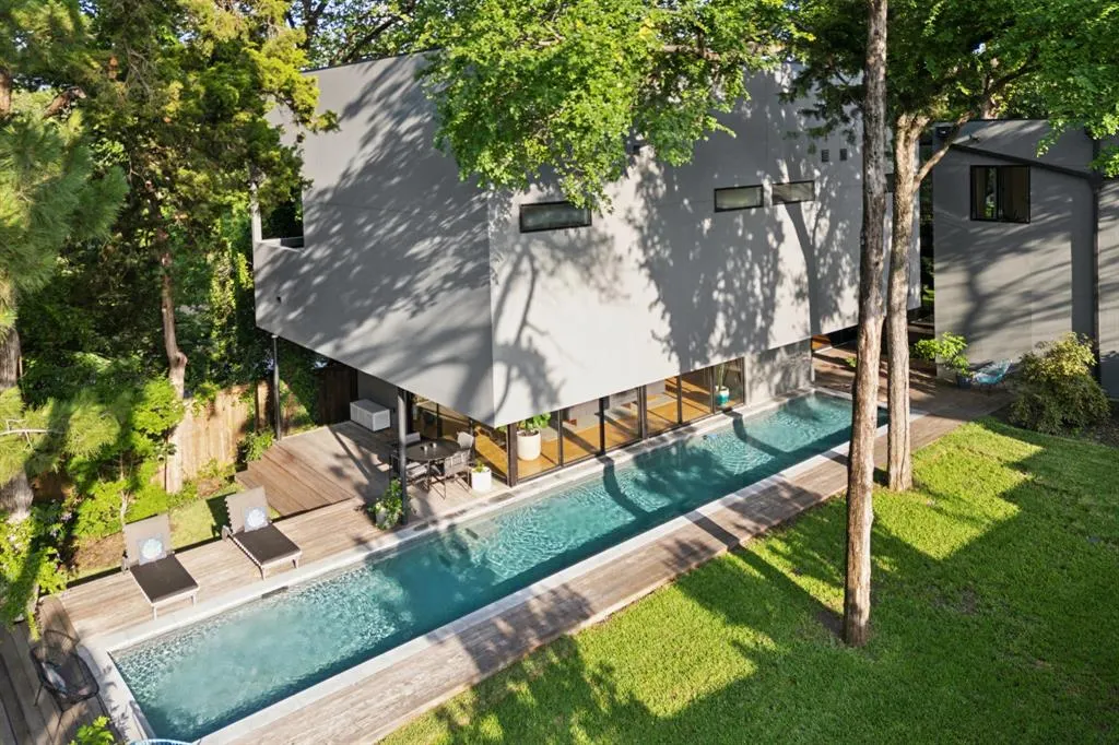 765 Evergreen Hills Road