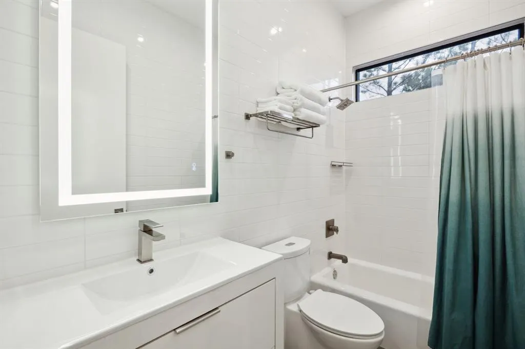 765 Evergreen Hills Road