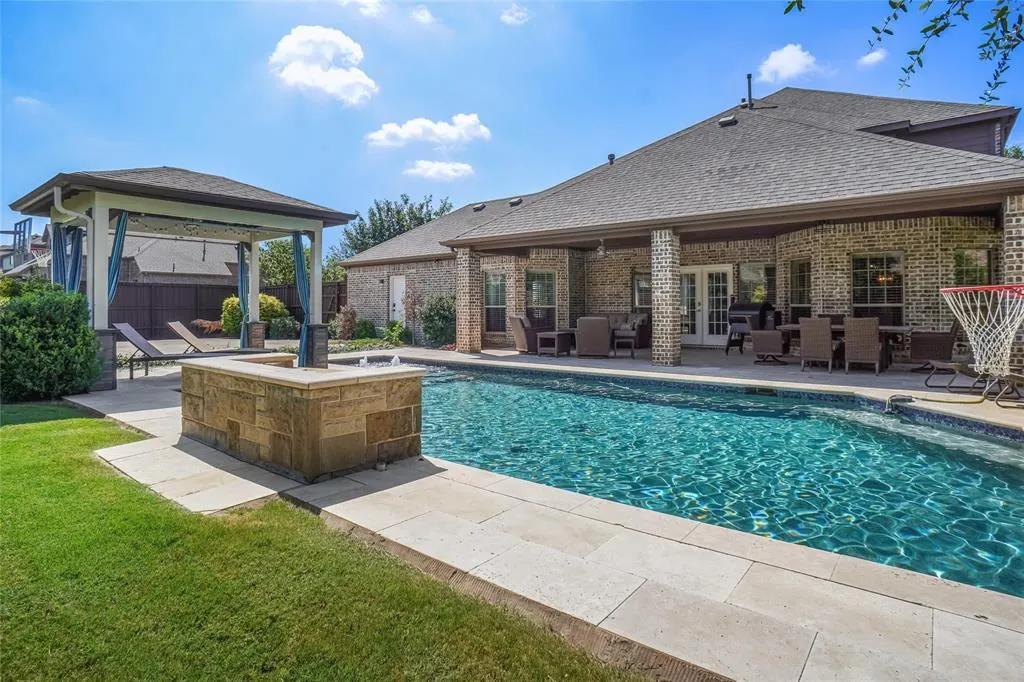 1411 Cedar Springs Drive