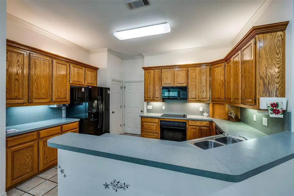 7457 Somerset Lane