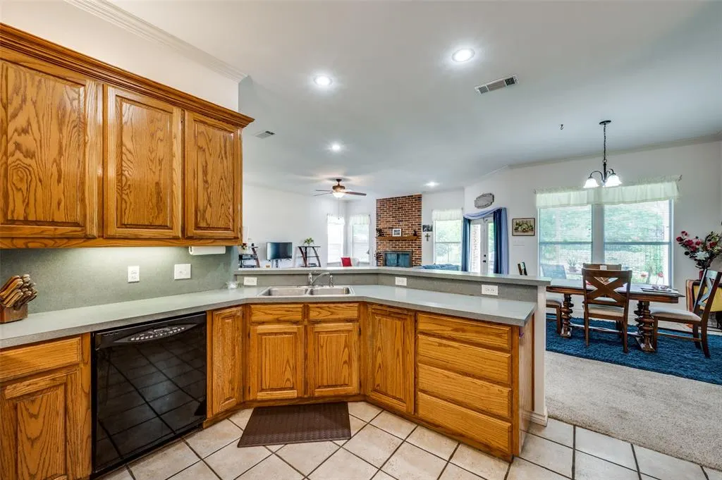 7457 Somerset Lane