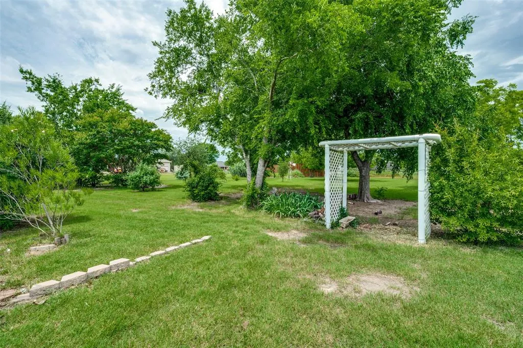 7457 Somerset Lane