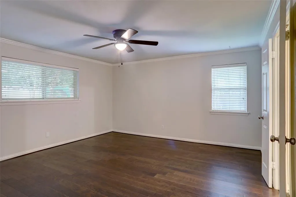 9424 Hunters Creek Drive