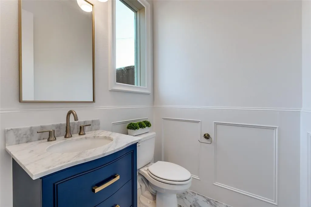 6831 Casa Loma Avenue