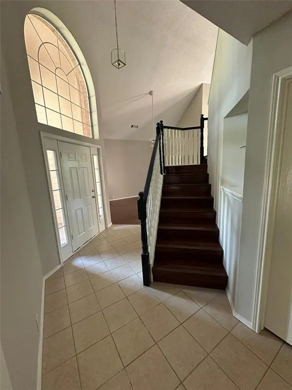 4253 Creekstone Drive