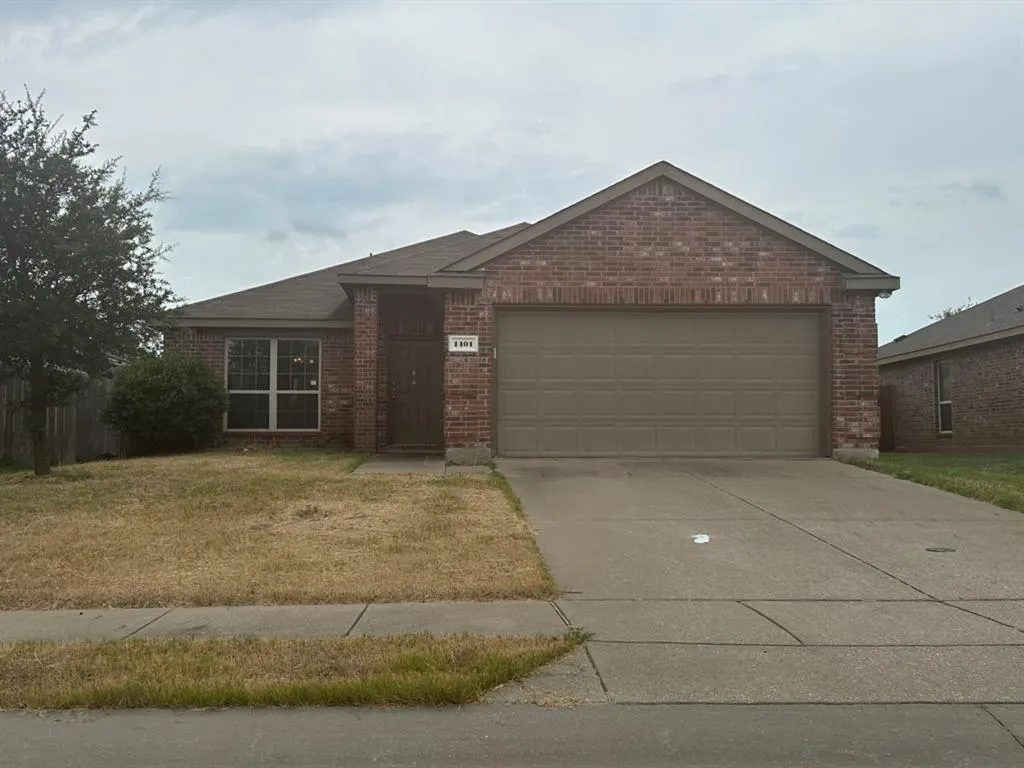 1101 Hawthorne Road