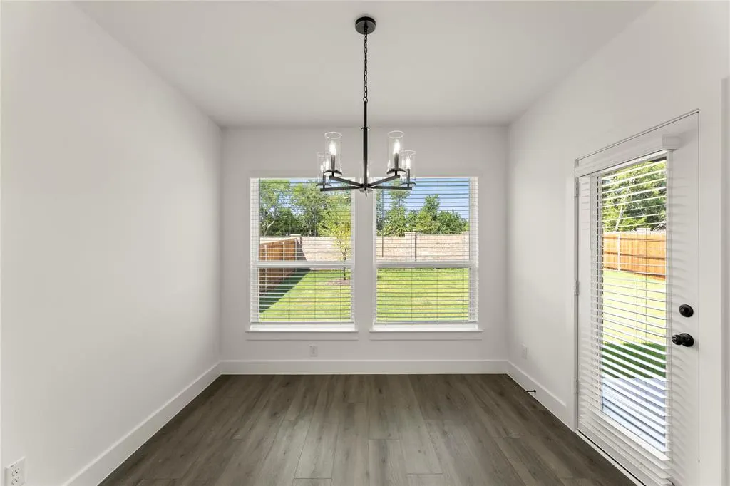 4512 Brookfield