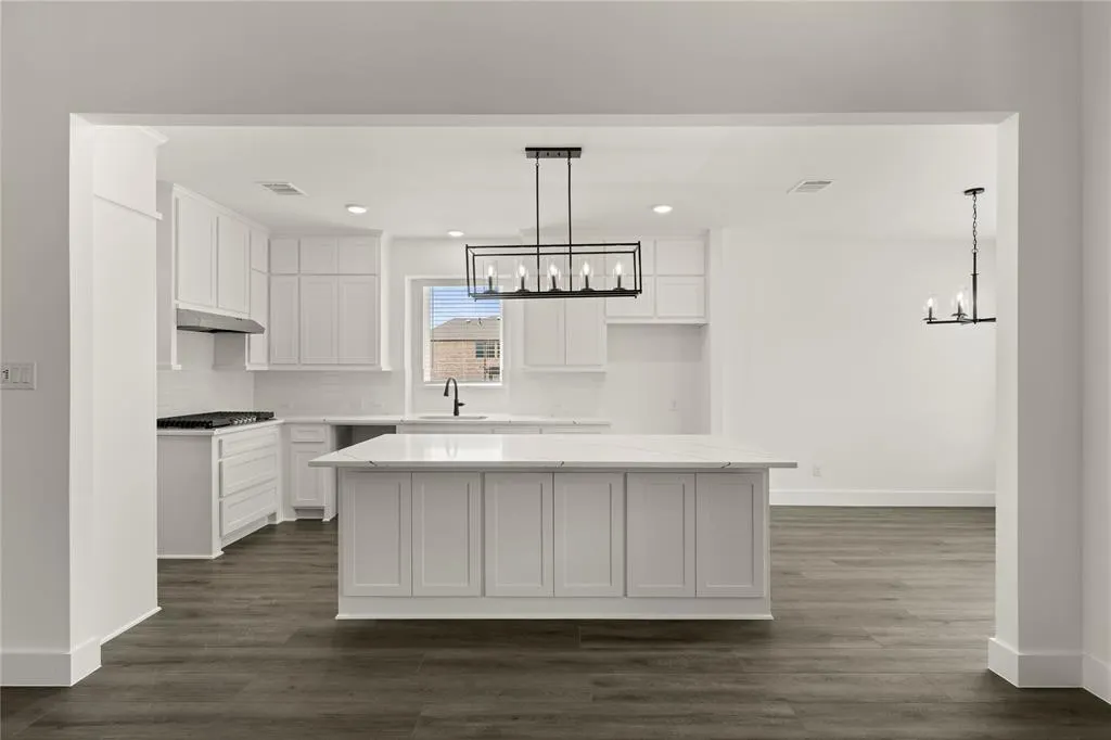 4512 Brookfield