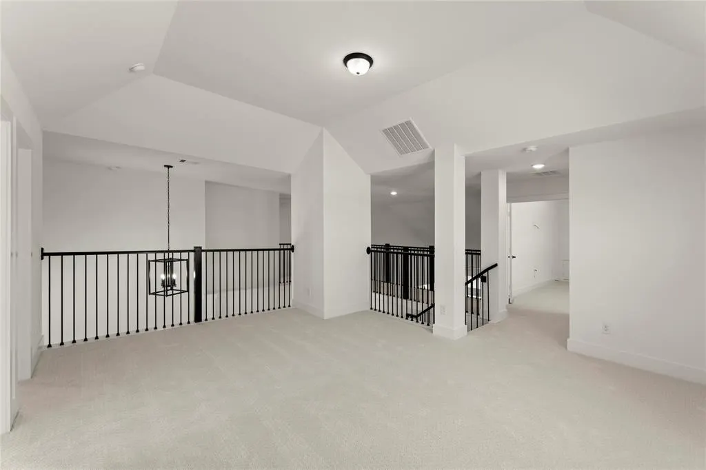 4512 Brookfield