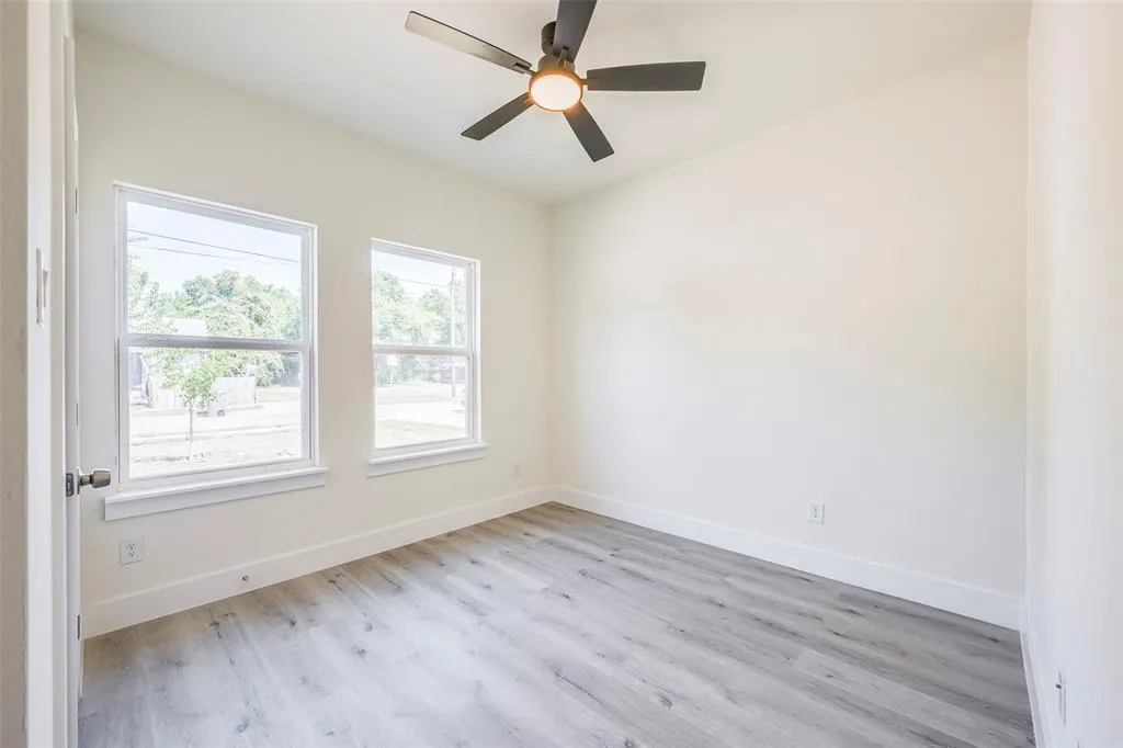 2404 Garden Drive