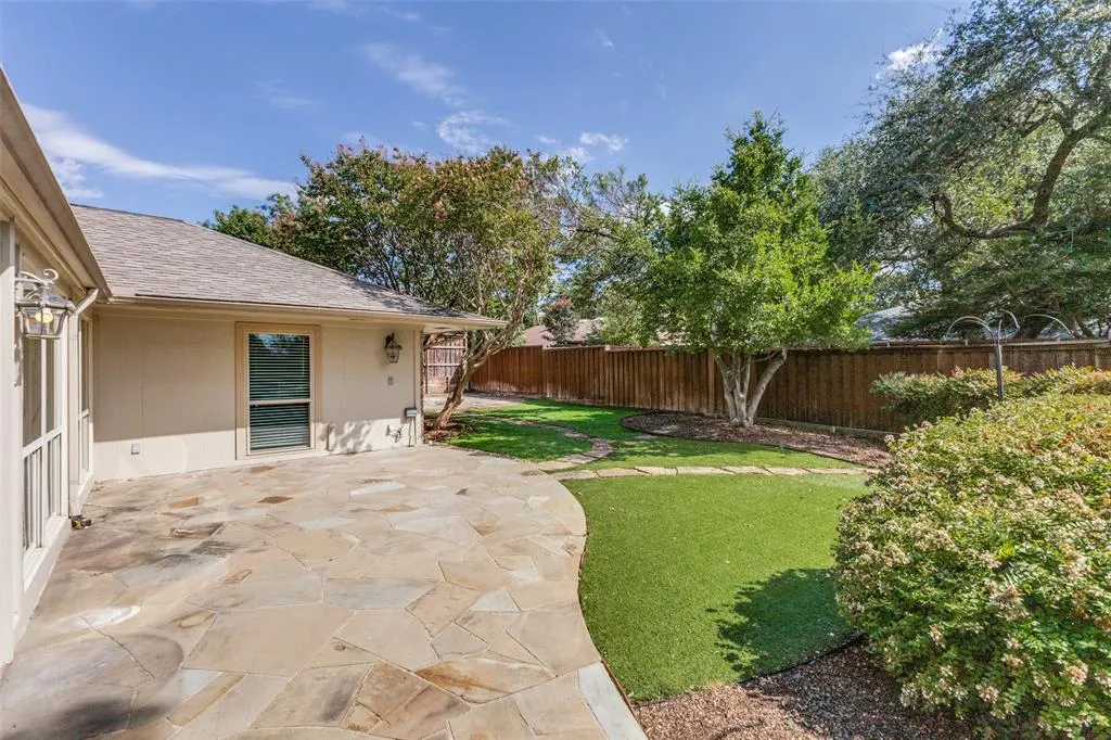 7024 Roundrock Road