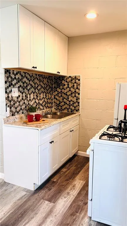 260 S CORINTH Street, #246