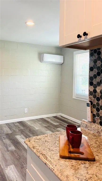 260 S CORINTH Street, #246