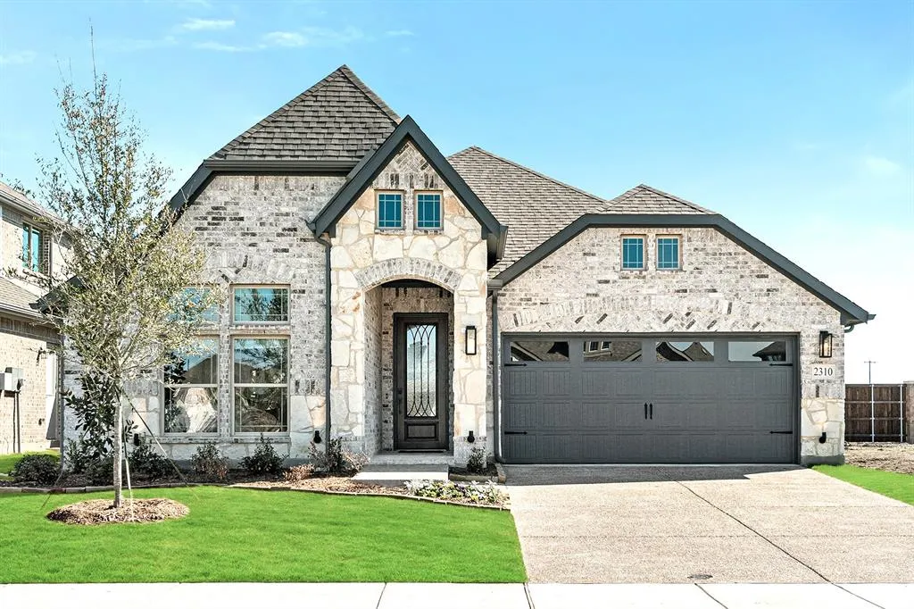 2310 River Trail