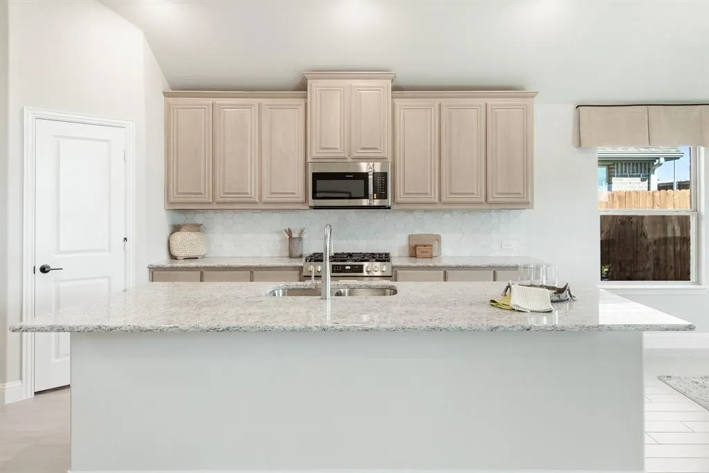 2310 River Trail