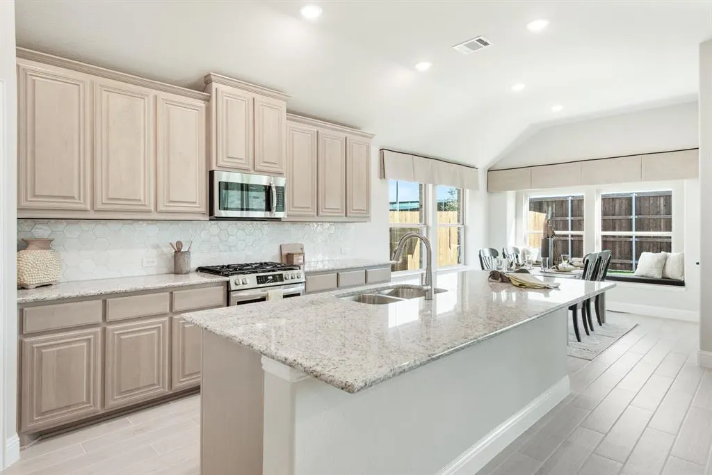 2310 River Trail