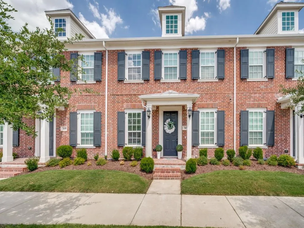 7432 Atlas Drive