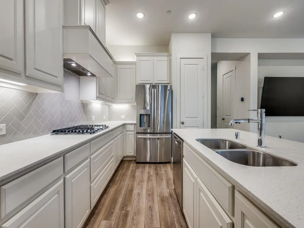 7432 Atlas Drive