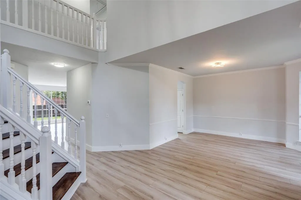2320 Cimmaron Drive