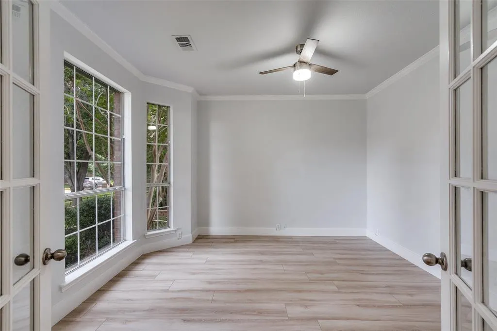2320 Cimmaron Drive