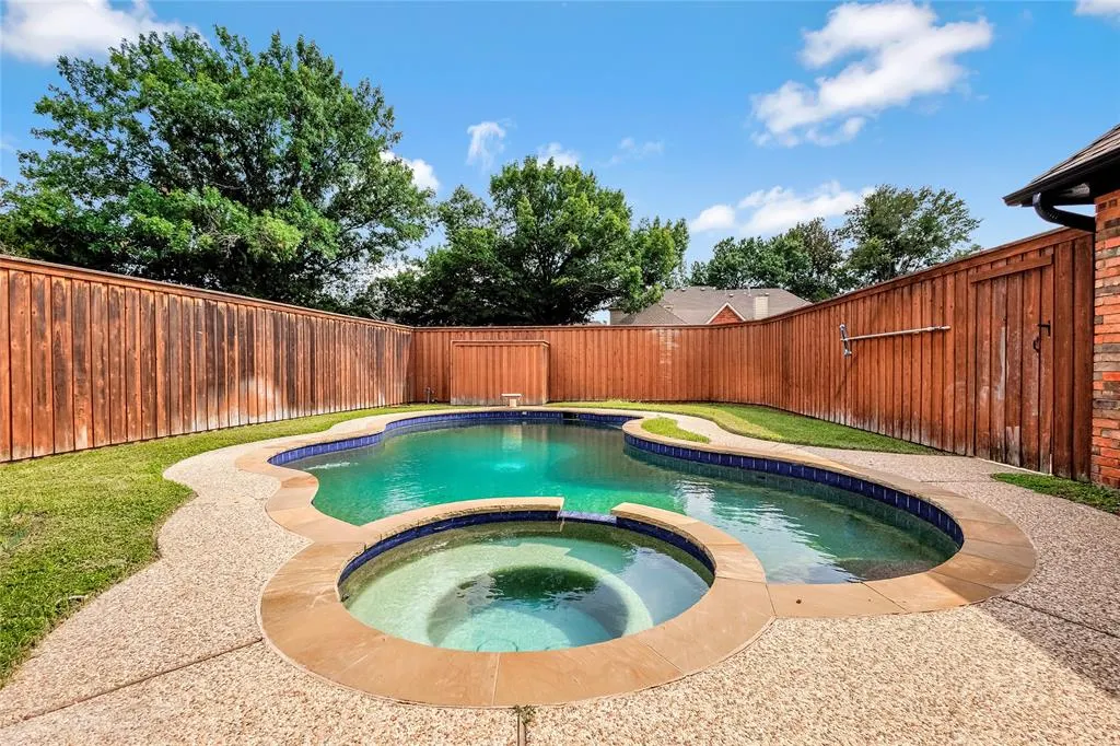 4412 Saber Court