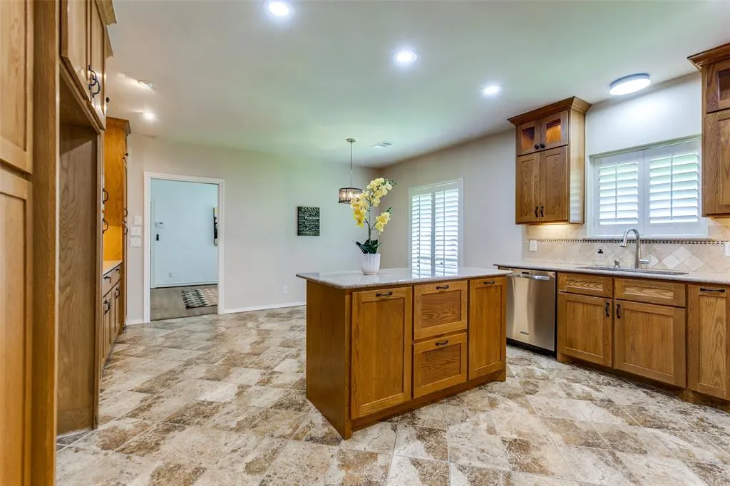 206 Crooked Creek Drive