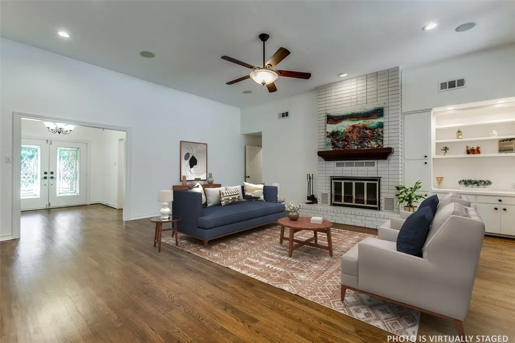 206 Crooked Creek Drive