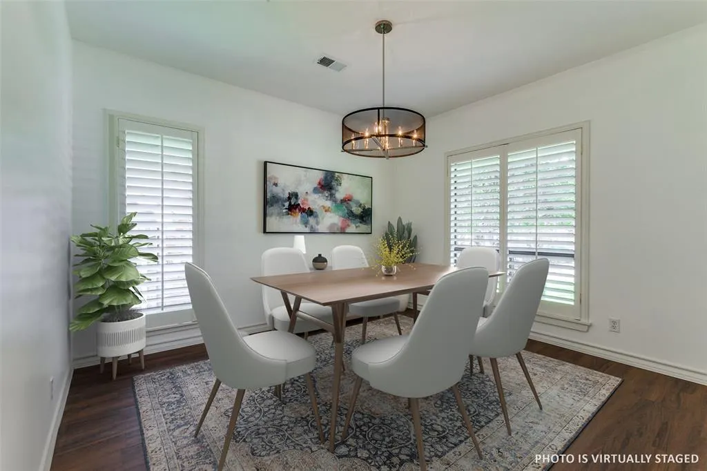 206 Crooked Creek Drive