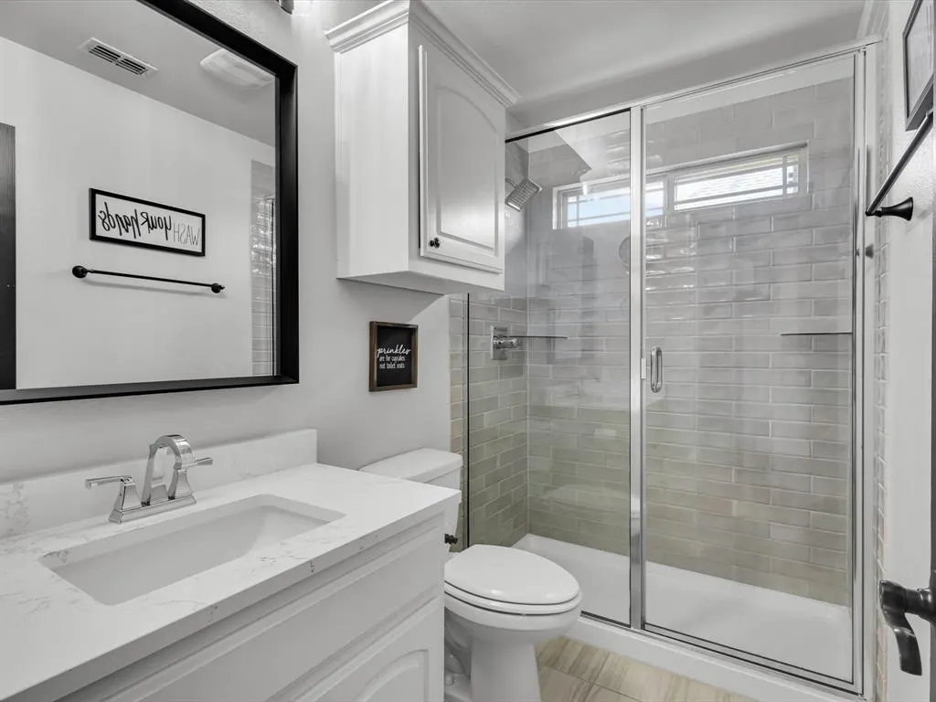 320 Saint Mark Lane